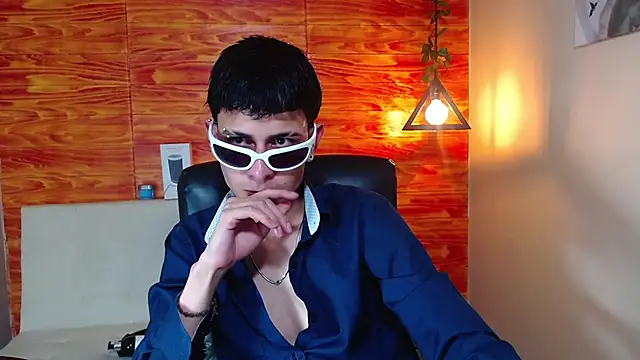 Bastiaan 28 online show from February 2025 05:25:01 AM