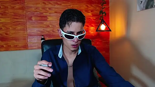 Bastiaan 28 online show from March 2025 06:01:01 AM