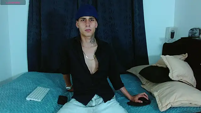 Bastiaan 28 online show from December 2025 11:53:01 PM