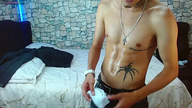 Bastiaan 28 online show from February 2026 08:04:01 PM