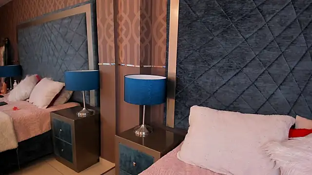 AdelaineBest online show from February 2025 04:26:02 AM