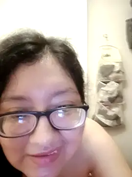 ladygmusic online show from April 2026 04:21:02 AM