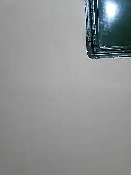 julietunderwoood online show from November 2025 04:31:02 PM