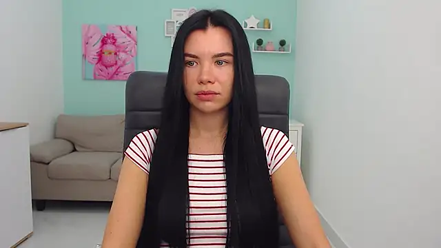 Snapshot of MadisonGomes chatting on February 2025 07:18:01 AM MadisonGomes online show from February 2025 07:18:01 AM