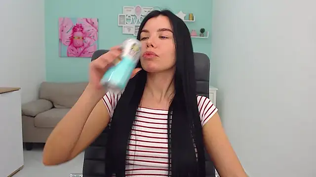 Snapshot of MadisonGomes chatting on February 2025 10:19:01 AM MadisonGomes online show from February 2025 10:19:01 AM