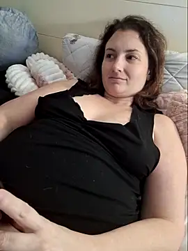 MilfyMrsRobinson online show from February 2025 03:42:02 PM