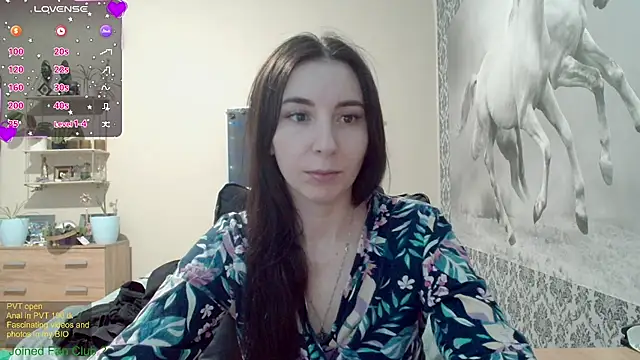 Snapshot of Wowpornoo chatting on January 2025 12:33:02 PM Wowpornoo online show from January 2025 12:33:02 PM