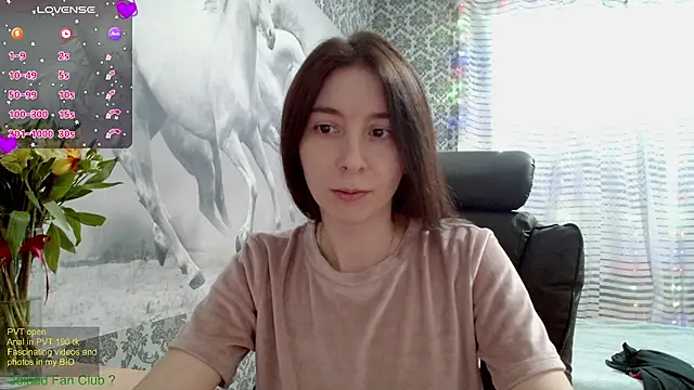 Snapshot of Wowpornoo chatting on February 2025 10:54:01 AM Wowpornoo online show from February 2025 10:54:01 AM