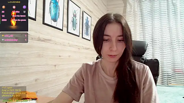 Snapshot of Wowpornoo chatting on March 2025 05:29:02 PM Wowpornoo online show from March 2025 05:29:02 PM