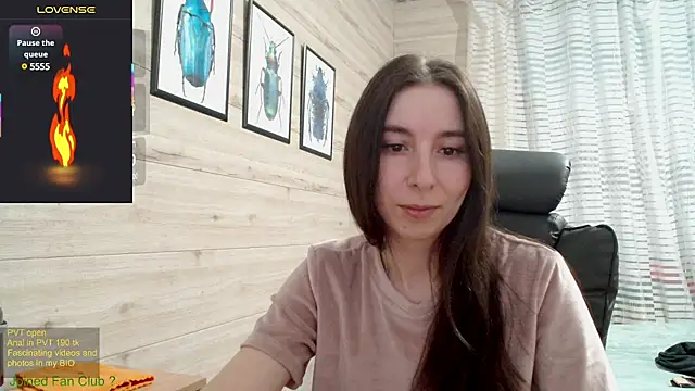 Snapshot of Wowpornoo chatting on March 2025 01:57:02 PM Wowpornoo online show from March 2025 01:57:02 PM