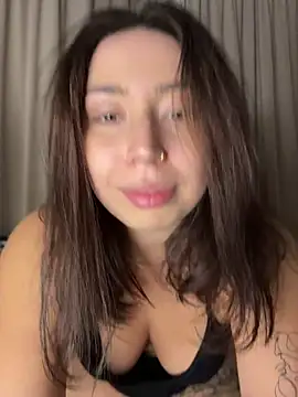 KimArts online show from November 2025 08:52:02 PM