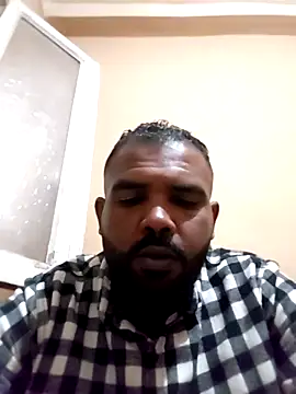 ListedLoin online show from November 2025 08:01:01 PM