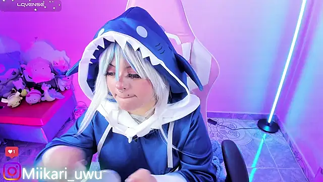 Ahri Elderwood online show from December 2025 04:06:01 AM