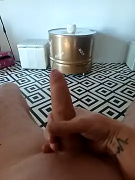 Snapshot of killminou chatting on February 2025 12:13:02 PM killminou online show from February 2025 12:13:02 PM