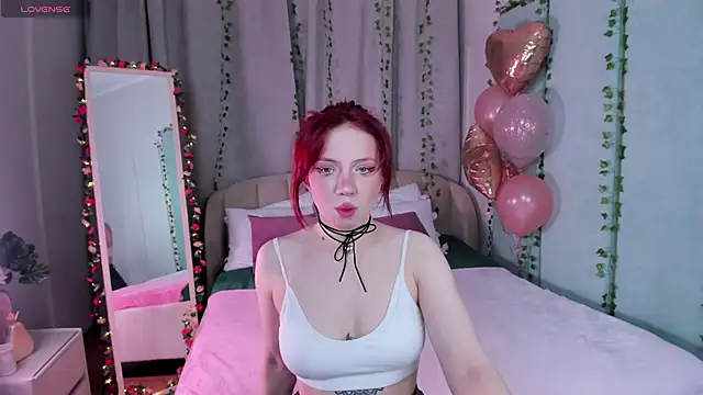 Love is Lola online show from February 2025 01:09:02 AM