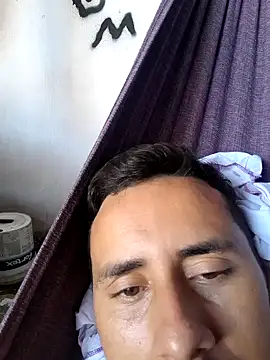 Snapshot of luissilva0071 chatting on January 2025 06:10:01 PM luissilva0071 online show from January 2025 06:10:01 PM