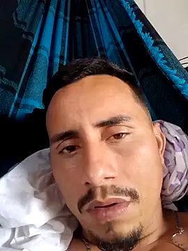 Snapshot of luissilva0071 chatting on March 2025 04:55:02 PM luissilva0071 online show from March 2025 04:55:02 PM