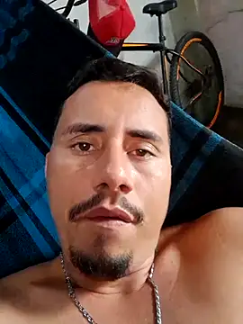 Snapshot of luissilva0071 chatting on March 2025 06:12:02 PM luissilva0071 online show from March 2025 06:12:02 PM