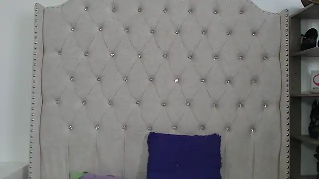 Abril Squirt online show from December 2024 12:38:01 PM
