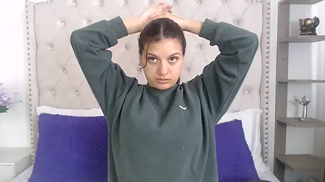 Abril Squirt online show from July 2026 02:41:02 PM