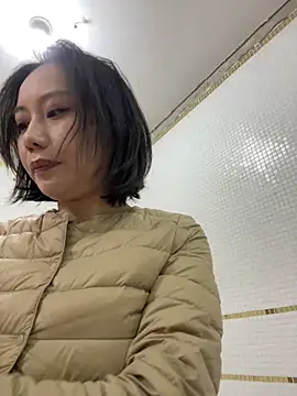 Eliza-E online show from March 2026 01:43:02 AM