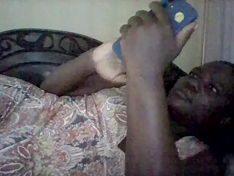 missarpie online show from April 2026 06:33:01 AM