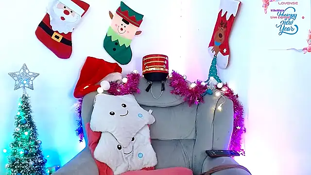 tevenwhiite online show from December 2024 04:20:02 AM