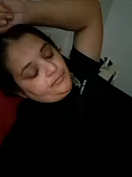 sarahhh1987 online show from November 2025 06:40:02 PM