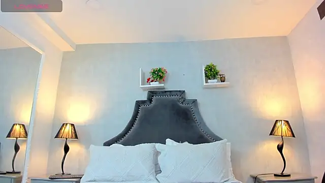 AnntoniaWood online show from December 2024 12:44:02 PM