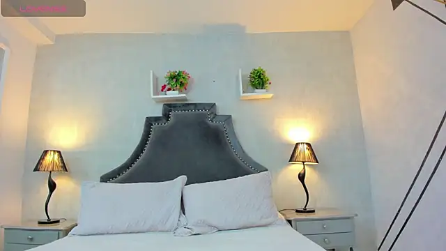 AnntoniaWood online show from December 2024 12:33:02 PM