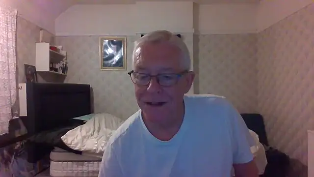 shaun63m online show from September 2025 12:05:01 AM