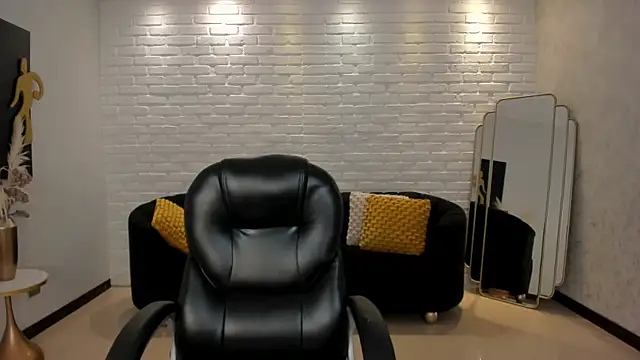 AliceHarper  online show from January 2025 03:15:01 AM