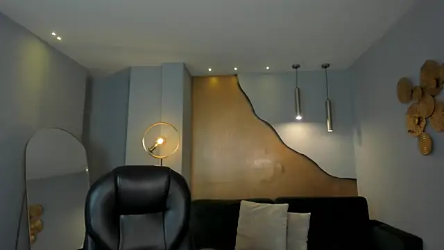 Snapshot of AliceHarper_ chatting on October 2025 07:14:02 PM AliceHarper online show from October 2025 07:14:02 PM