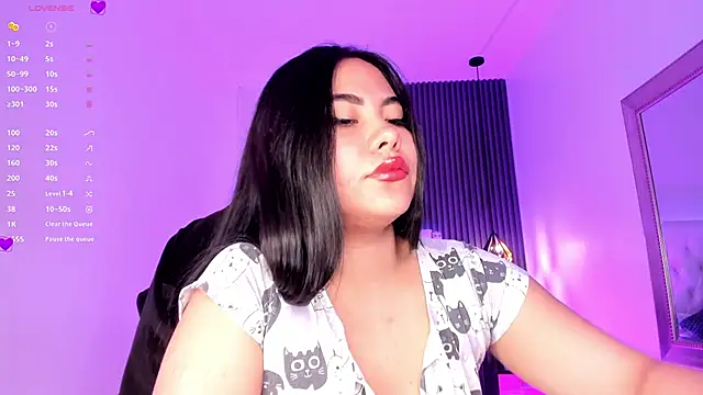 Snapshot of aliscollins_ chatting on September 2025 02:00:02 AM aliscollins online show from September 2025 02:00:02 AM