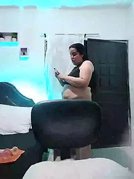 Snapshot of lunanataly chatting on January 2025 07:21:01 PM lunanataly online show from January 2025 07:21:01 PM