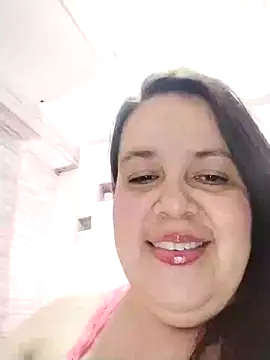 Snapshot of lunanataly chatting on January 2025 08:04:01 PM lunanataly online show from January 2025 08:04:01 PM