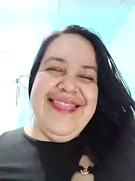 Snapshot of lunanataly chatting on February 2025 10:52:02 PM lunanataly online show from February 2025 10:52:02 PM