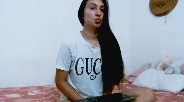 Alyson0001 online show from March 2025 01:32:01 AM