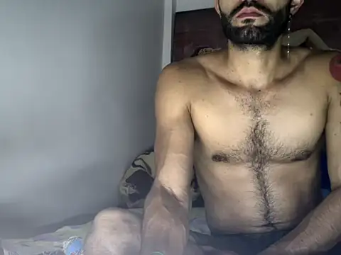 hideonbush051 online show from November 2025 12:21:01 AM