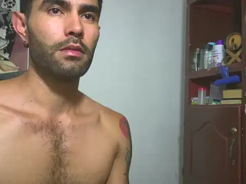 hideonbush051 online show from January 2026 02:47:02 AM