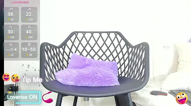 Snapshot of samanta-Little chatting on January 2025 01:32:02 AM samanta-Little online show from January 2025 01:32:02 AM