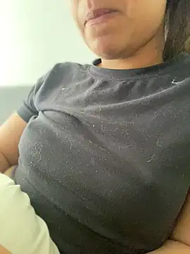 Salome golvert online show from March 2025 07:56:01 PM