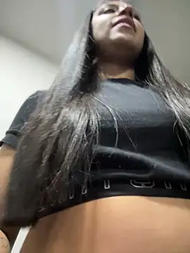 Salome golvert online show from September 2025 10:47:01 PM