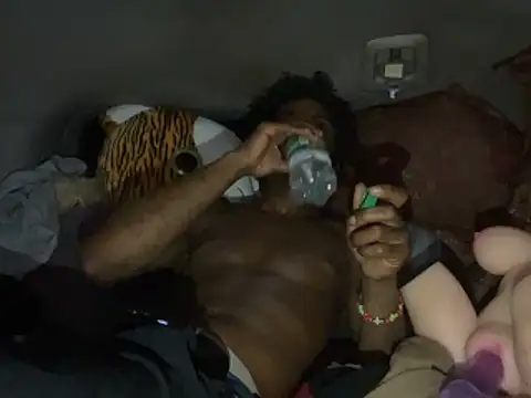 SlimeCrownzOut5 online show from November 2025 05:39:01 AM