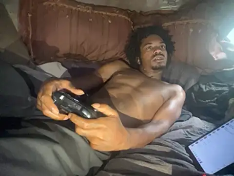 SlimeCrownzOut5 online show from April 2026 06:56:02 PM