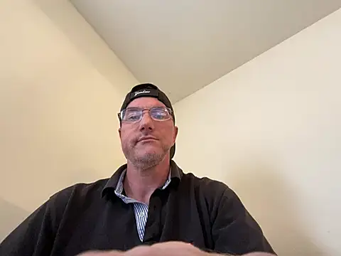 Snapshot of KrixKross chatting on January 2025 07:21:01 PM KrixKross online show from January 2025 07:21:01 PM