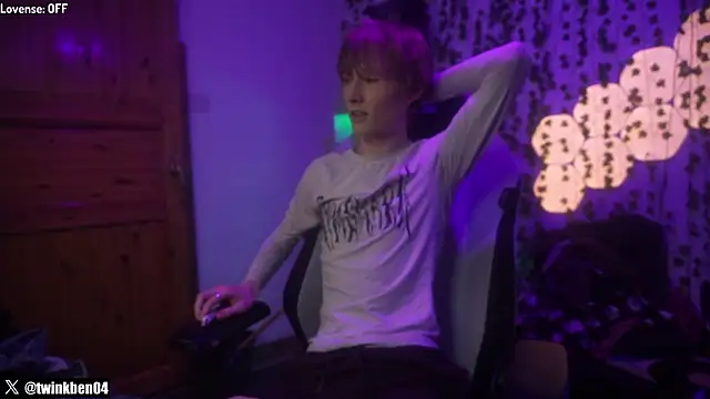 twinkben online show from February 2026 06:17:02 PM