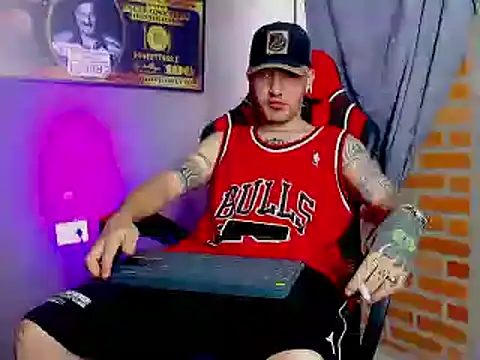 smoker445 online show from February 2025 12:28:01 PM