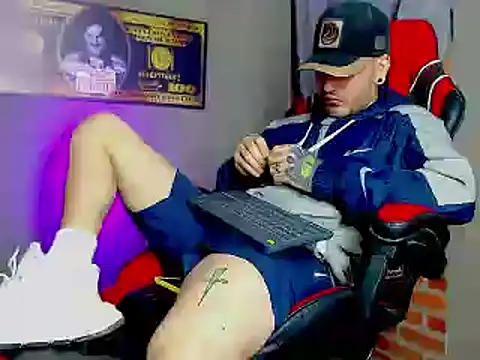 smoker445 online show from February 2025 04:33:01 AM