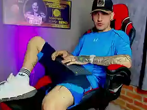 smoker445 online show from February 2025 04:23:01 AM